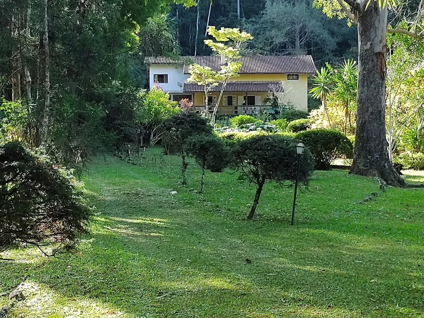 Foto 1 de Fazenda/Sítio com 4 Quartos à venda, 300000m² em Lumiar, Nova Friburgo