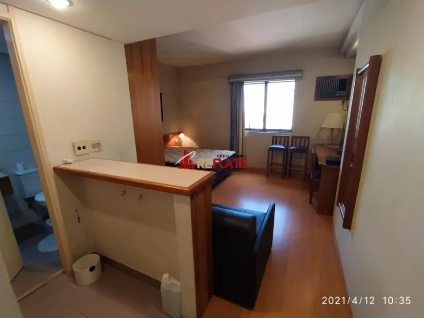 Foto 1 de Flat com 1 Quarto para alugar, 25m² em Moema, São Paulo