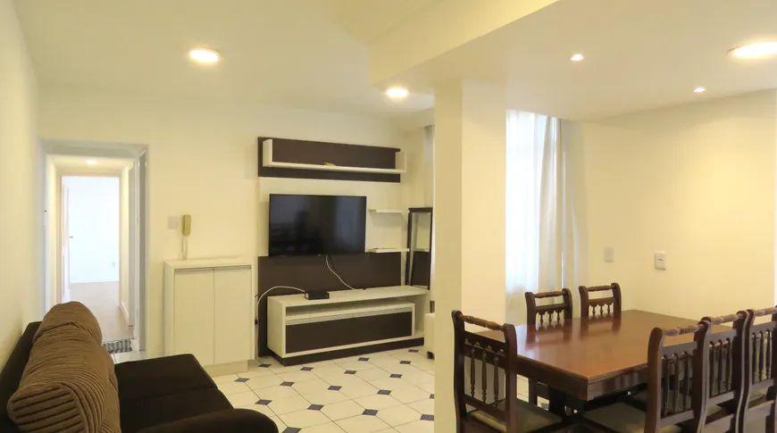 Foto 1 de Apartamento com 2 Quartos para venda ou aluguel, 55m² em Centro, Florianópolis