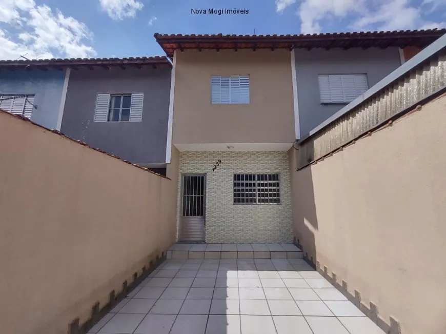 Foto 1 de Sobrado com 2 Quartos à venda, 63m² em Vila Caputera, Mogi das Cruzes