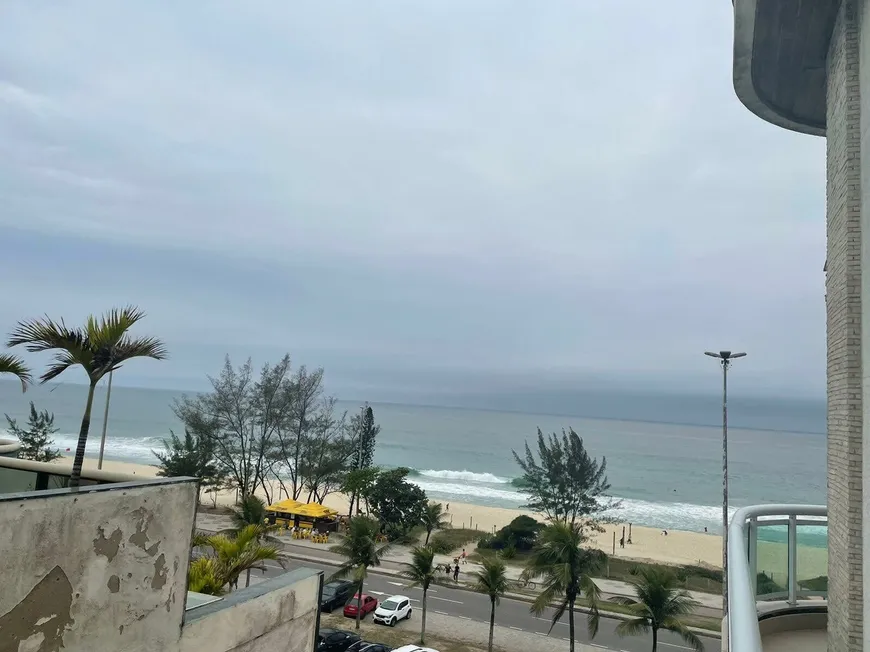 Foto 1 de Apartamento com 2 Quartos à venda, 70m² em Recreio Dos Bandeirantes, Rio de Janeiro