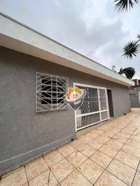 Foto 1 de Casa com 3 Quartos à venda, 200m² em Jaragua, São Paulo