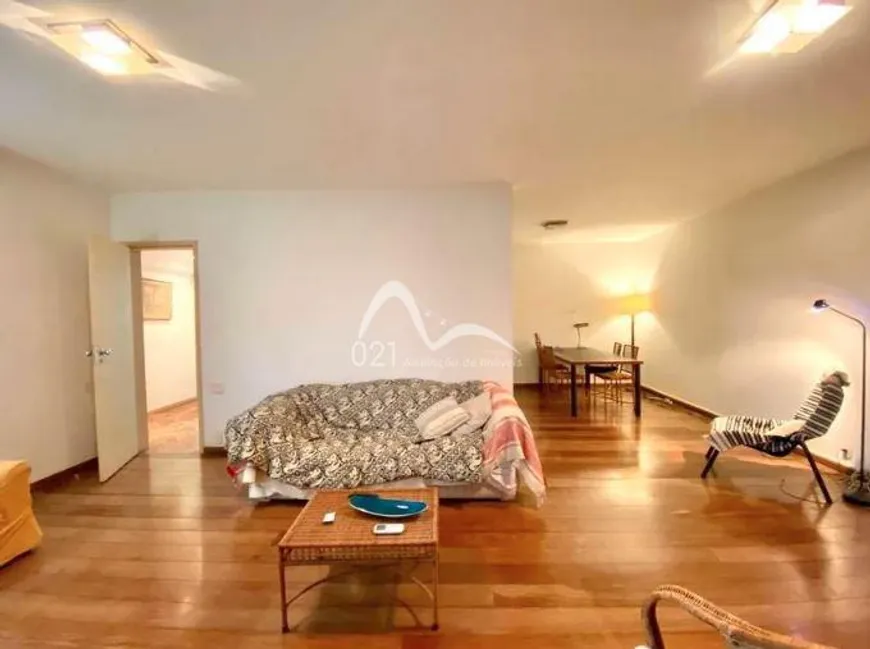 Foto 1 de Apartamento com 3 Quartos à venda, 130m² em Ipanema, Rio de Janeiro