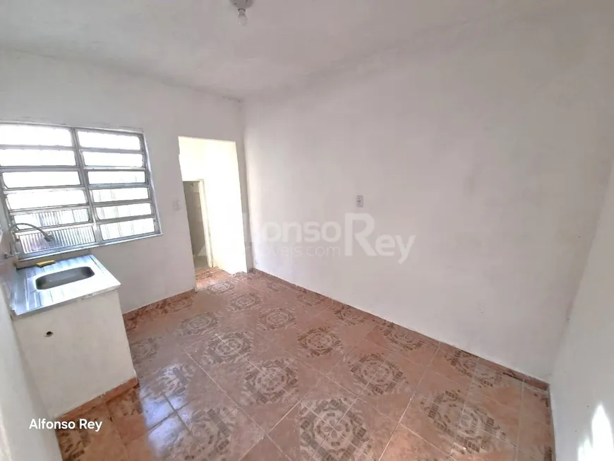 Foto 1 de Casa com 1 Quarto para alugar, 60m² em Vila Ema, São Paulo