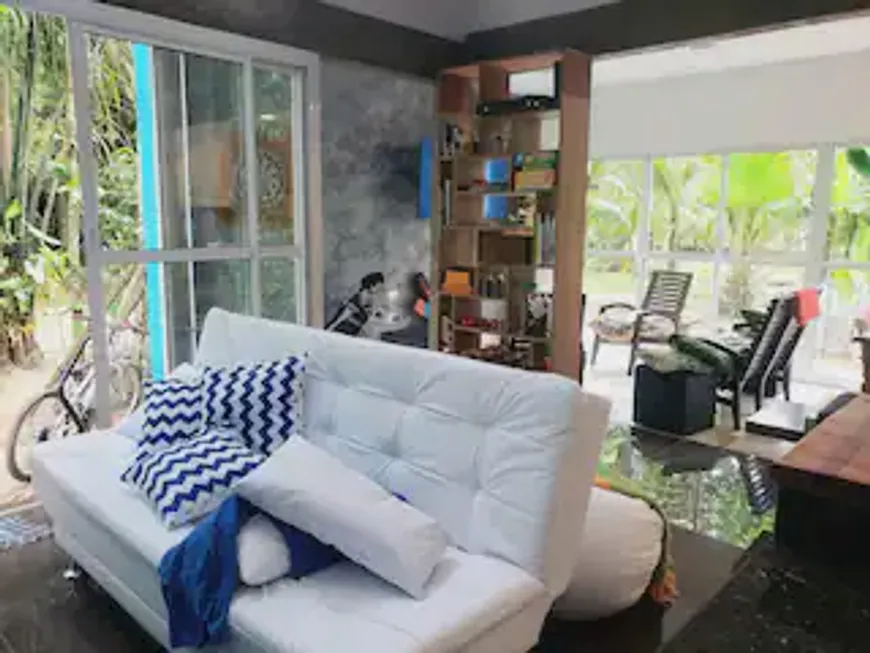 Foto 1 de Casa de Condomínio com 3 Quartos à venda, 177m² em Ubatumirim, Ubatuba