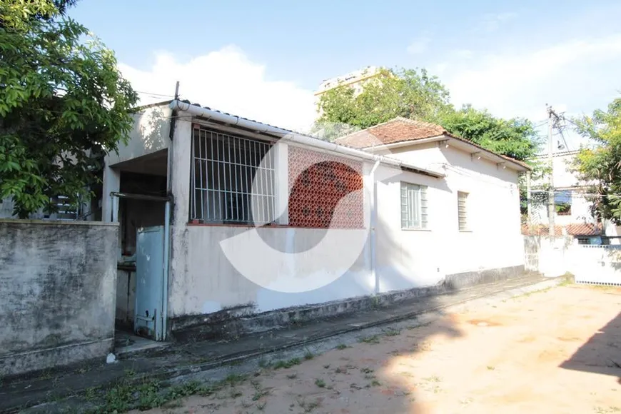 Foto 1 de Lote/Terreno com 1 Quarto à venda, 1040m² em Fonseca, Niterói