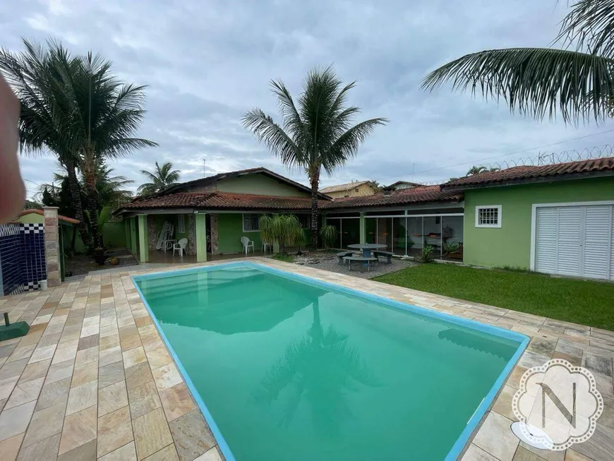 Foto 1 de Casa com 3 Quartos à venda, 170m² em Tupy, Itanhaém