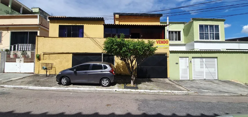 Foto 1 de Casa com 2 Quartos à venda, 360m² em Jardim Vinte e Cinco de Agosto, Duque de Caxias
