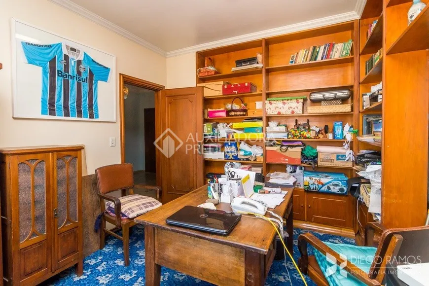 Foto 1 de Apartamento com 3 Quartos à venda, 285m² em Centro Histórico, Porto Alegre