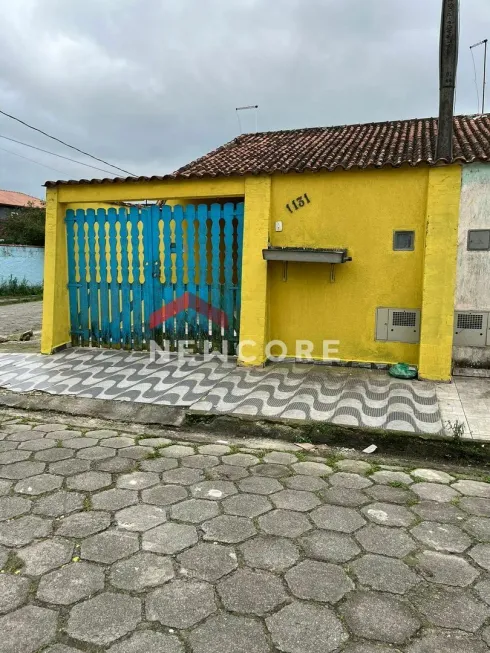 Foto 1 de Casa com 2 Quartos à venda, 85m² em Suarão, Itanhaém