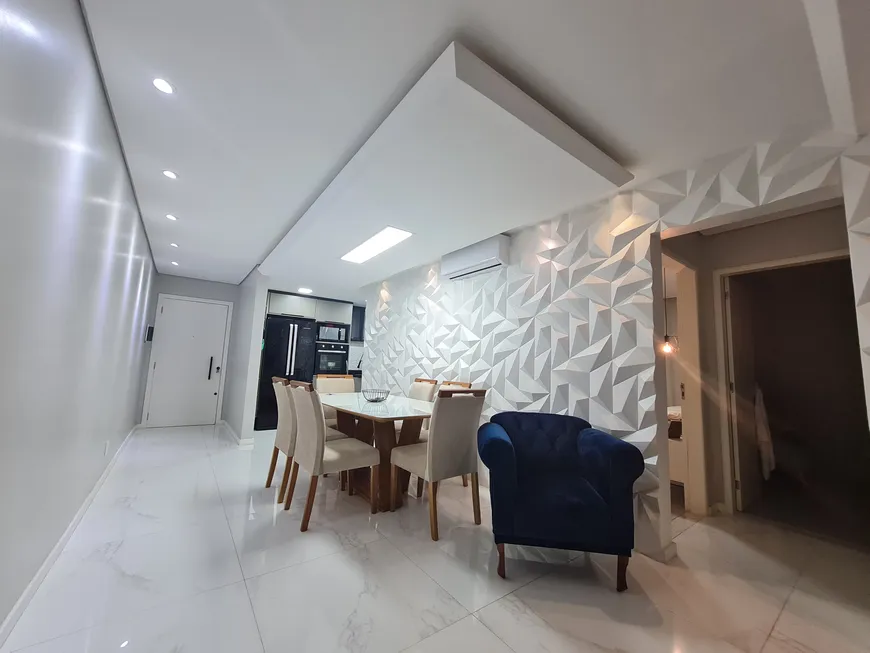 Foto 1 de Apartamento com 2 Quartos à venda, 72m² em Sarandi, Porto Alegre