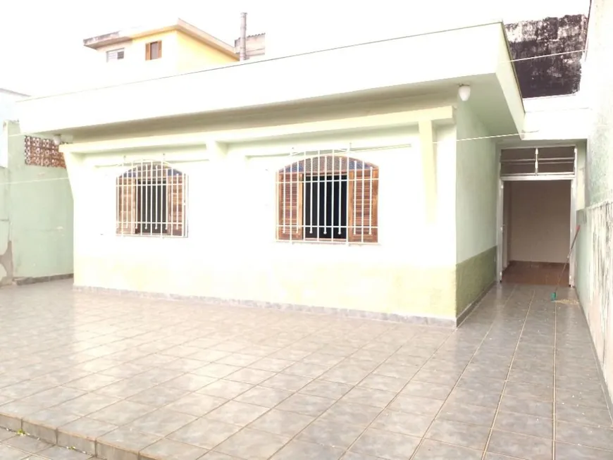 Foto 1 de Casa com 2 Quartos à venda, 177m² em Ayrosa, Osasco
