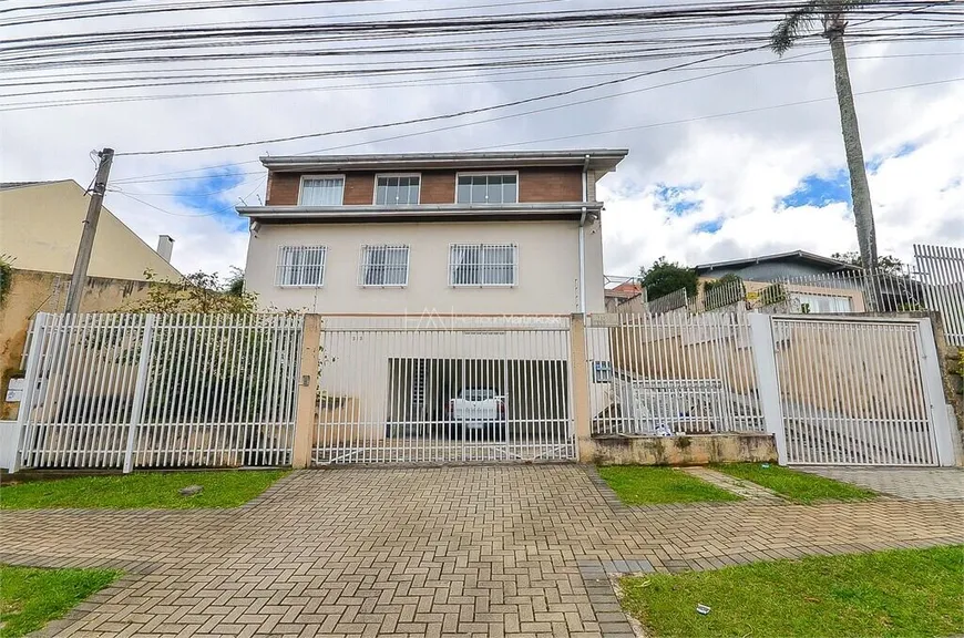 Foto 1 de Casa com 4 Quartos à venda, 307m² em São Lourenço, Curitiba