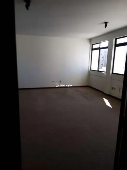 Foto 1 de Sala Comercial com 1 Quarto à venda, 50m² em Centro, Pelotas