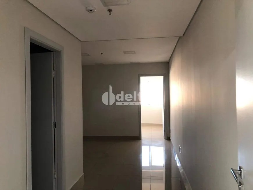 Foto 1 de Sala Comercial para alugar, 40m² em Brasil, Uberlândia