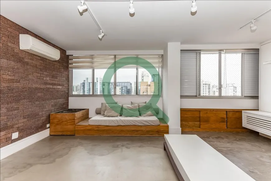 Foto 1 de Apartamento com 2 Quartos à venda, 131m² em Itaim Bibi, São Paulo