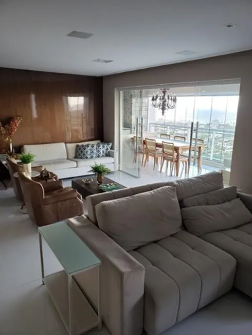 Foto 1 de Apartamento com 2 Quartos à venda, 130m² em Patamares, Salvador