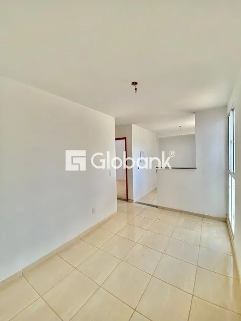 Foto 1 de Apartamento com 2 Quartos à venda, 43m² em Jardim Panorama, Montes Claros