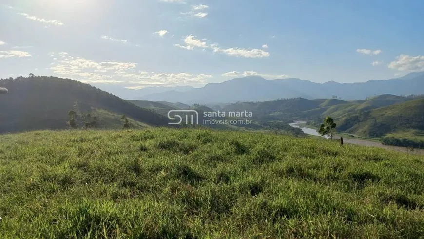 Foto 1 de Fazenda/Sítio com 2 Quartos à venda, 185m² em , Lavrinhas