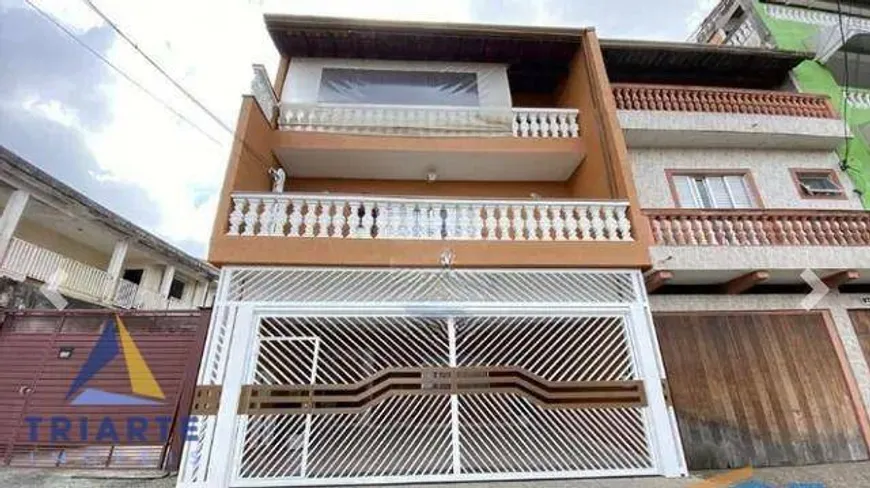 Foto 1 de Sobrado com 3 Quartos para venda ou aluguel, 257m² em Ayrosa, Osasco