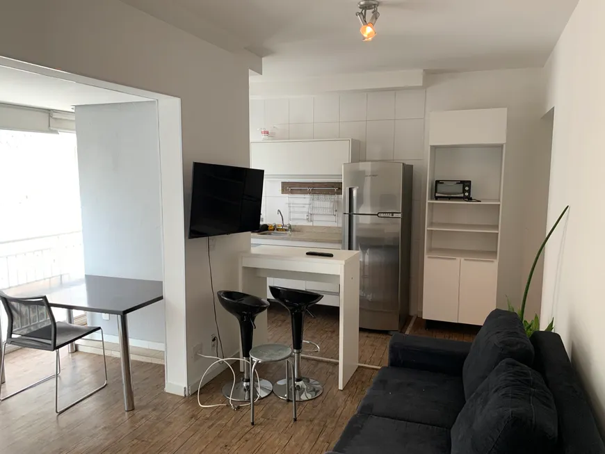 Foto 1 de Apartamento com 1 Quarto para alugar, 35m² em Bela Vista, São Paulo