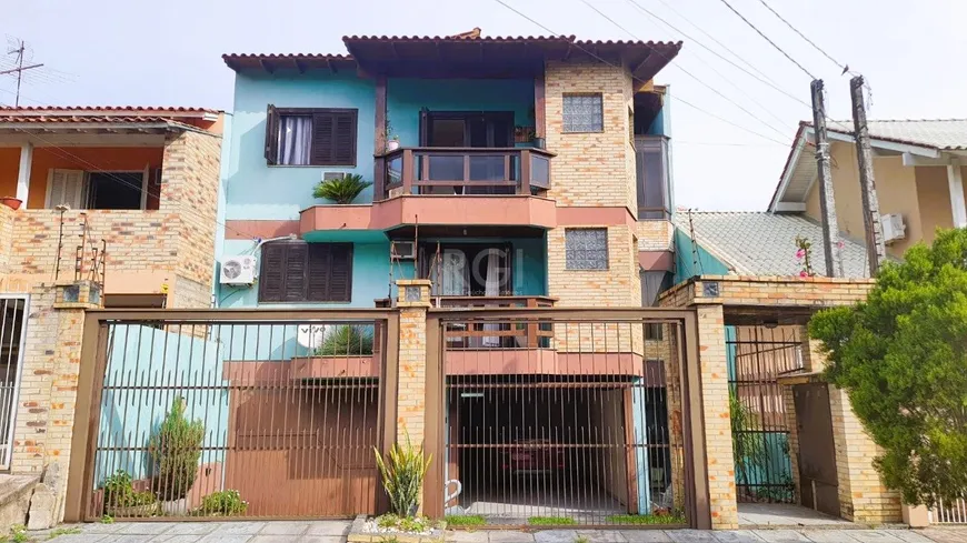 Foto 1 de Casa com 8 Quartos à venda, 518m² em Vila Ponta Porã, Cachoeirinha