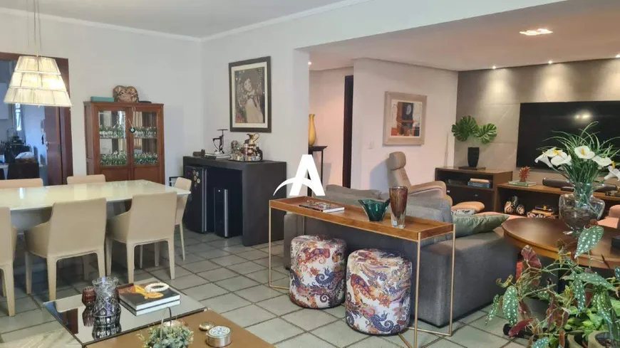 Foto 1 de Apartamento com 3 Quartos à venda, 190m² em Centro, Uberlândia