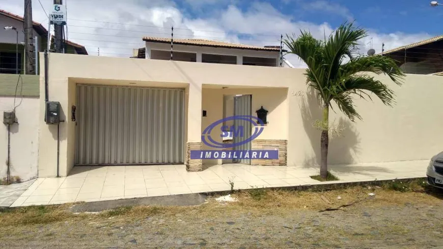 Foto 1 de Casa com 5 Quartos à venda, 375m² em Sapiranga, Fortaleza