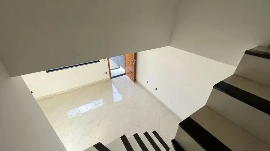 Foto 1 de Casa com 3 Quartos à venda, 170m² em Vale das Orquideas, Contagem