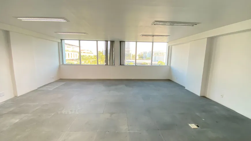 Foto 1 de Sala Comercial para alugar, 62m² em Barra da Tijuca, Rio de Janeiro