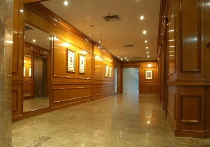 Foto 1 de Sala Comercial para alugar, 245m² em Centro, Rio de Janeiro