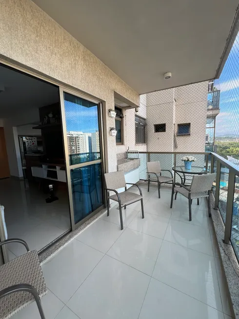 Foto 1 de Apartamento com 2 Quartos para alugar, 70m² em Jacarepaguá, Rio de Janeiro