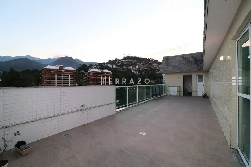 Foto 1 de Cobertura com 4 Quartos à venda, 390m² em Agriões, Teresópolis