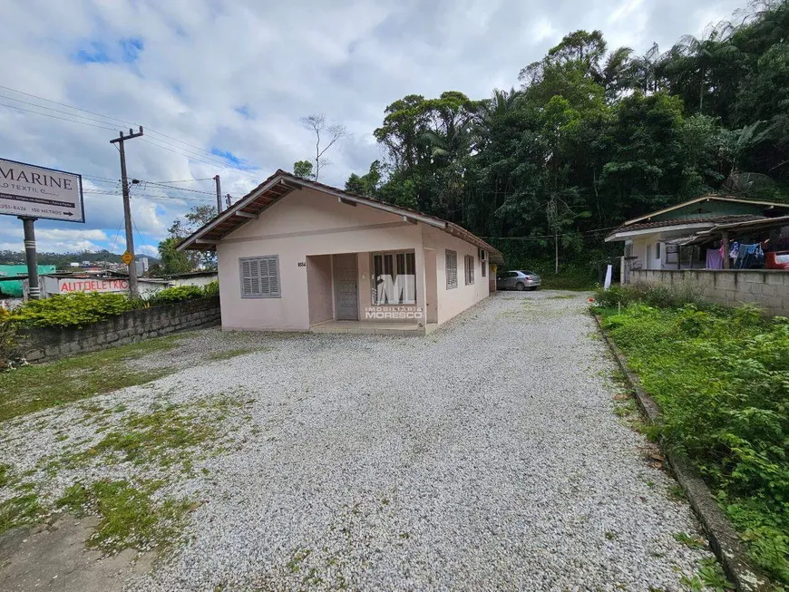 Foto 1 de Imóvel Comercial com 3 Quartos à venda, 120m² em Primeiro de Maio, Brusque