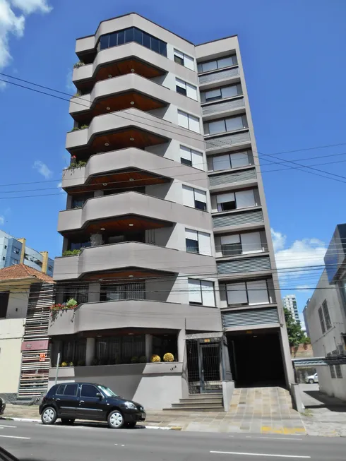 Foto 1 de Apartamento com 3 Quartos para alugar, 272m² em Centro, Caxias do Sul