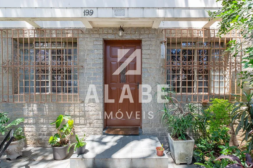 Foto 1 de Casa com 4 Quartos à venda, 150m² em Chácara Santo Antônio, São Paulo