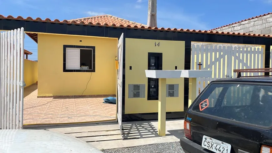 Foto 1 de Casa com 2 Quartos à venda, 59m² em Tupy, Itanhaém
