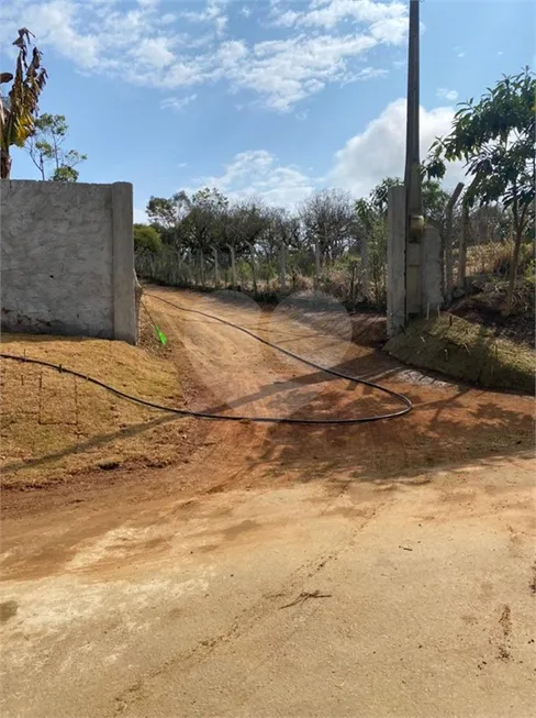 Foto 1 de Fazenda/Sítio à venda, 4200m² em Taiacupeba, Mogi das Cruzes