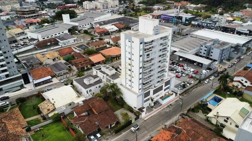 Foto 1 de Apartamento com 3 Quartos à venda, 107m² em Fazendinha, Itajaí