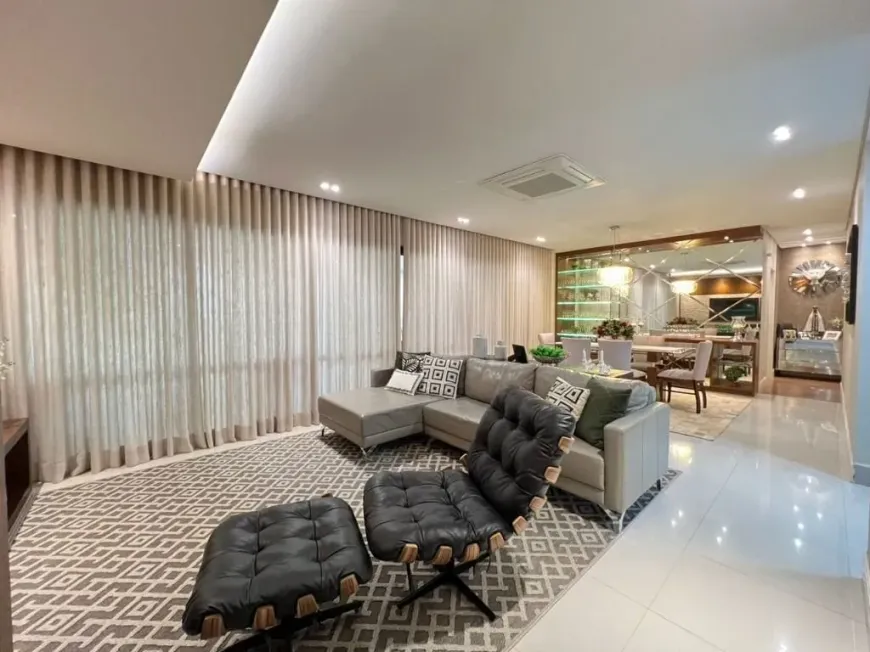 Foto 1 de Apartamento com 3 Quartos à venda, 173m² em Gleba Fazenda Palhano, Londrina
