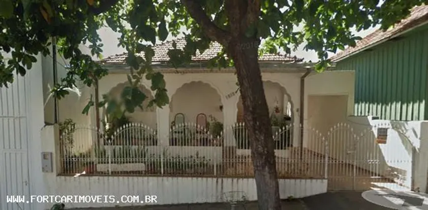 Foto 1 de Casa com 3 Quartos à venda, 242m² em Vila Ocidental, Presidente Prudente