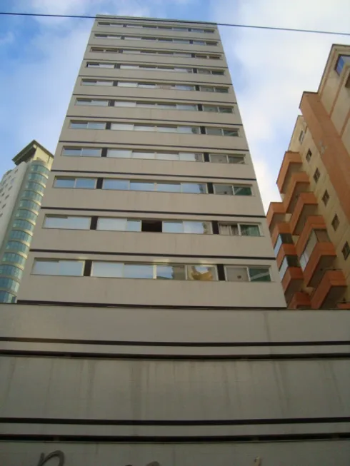 Foto 1 de Apartamento com 3 Quartos à venda, 109m² em Centro, Balneário Camboriú