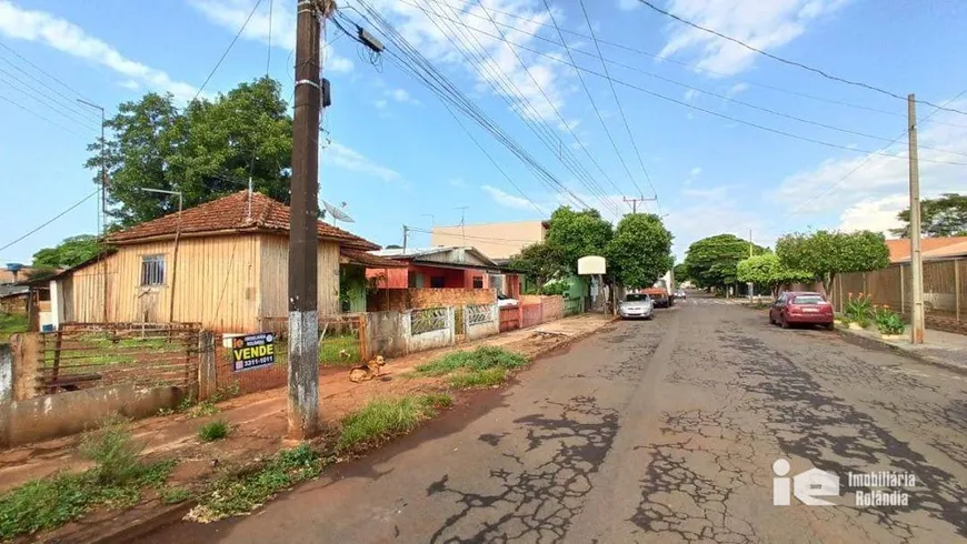 Foto 1 de Lote/Terreno à venda, 675m² em Centro, Rolândia