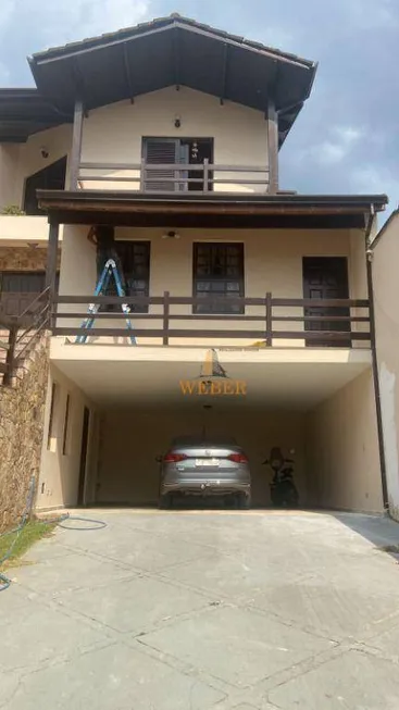 Foto 1 de Sobrado com 3 Quartos à venda, 208m² em Vila Suíssa, Mogi das Cruzes