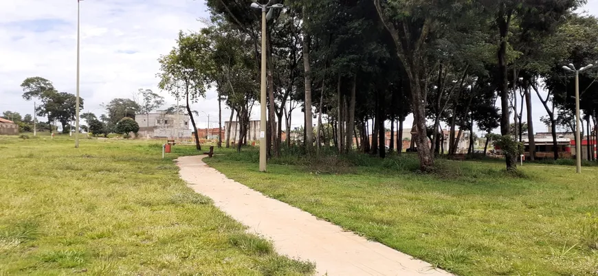 Foto 1 de Lote/Terreno à venda, 200m² em Fonte das Aguas, Goiânia