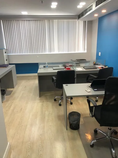 Foto 1 de Sala Comercial para venda ou aluguel, 50m² em Barra da Tijuca, Rio de Janeiro