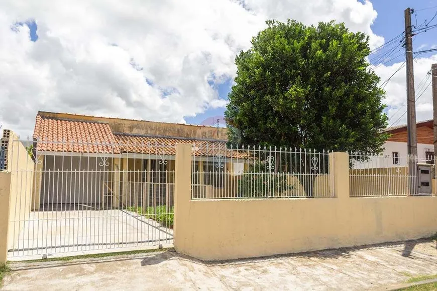 Foto 1 de Casa com 4 Quartos à venda, 200m² em Vila Imbui, Cachoeirinha