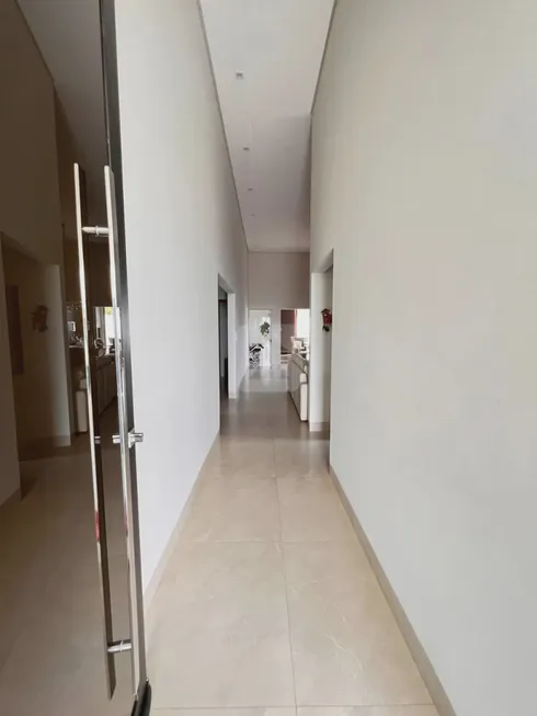 Foto 1 de Casa de Condomínio com 3 Quartos à venda, 250m² em Jardim Botânico, Uberlândia