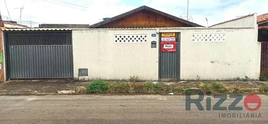 Foto 1 de Casa com 4 Quartos à venda, 180m² em Valparaiso I Etapa A, Valparaíso de Goiás