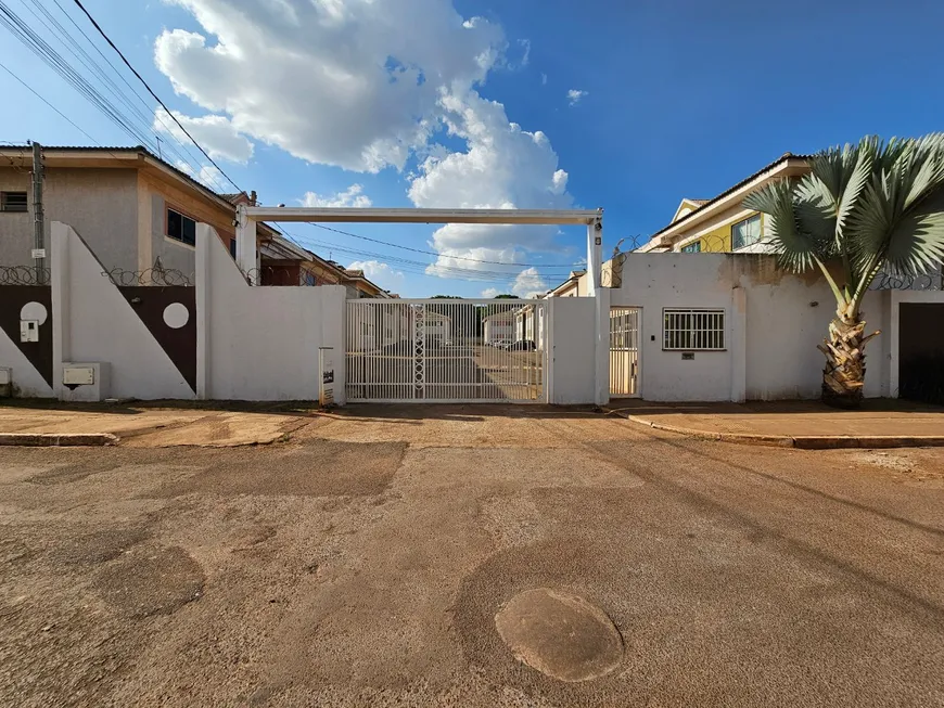 Foto 1 de Apartamento com 2 Quartos à venda, 50m² em Chácaras Anhanguera, Valparaíso de Goiás